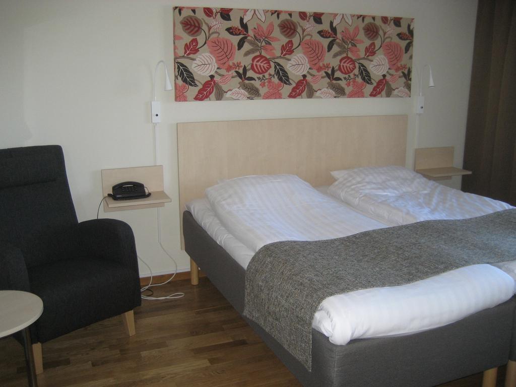 Hotell Bjoerken อูเมโอ ภายนอก รูปภาพ