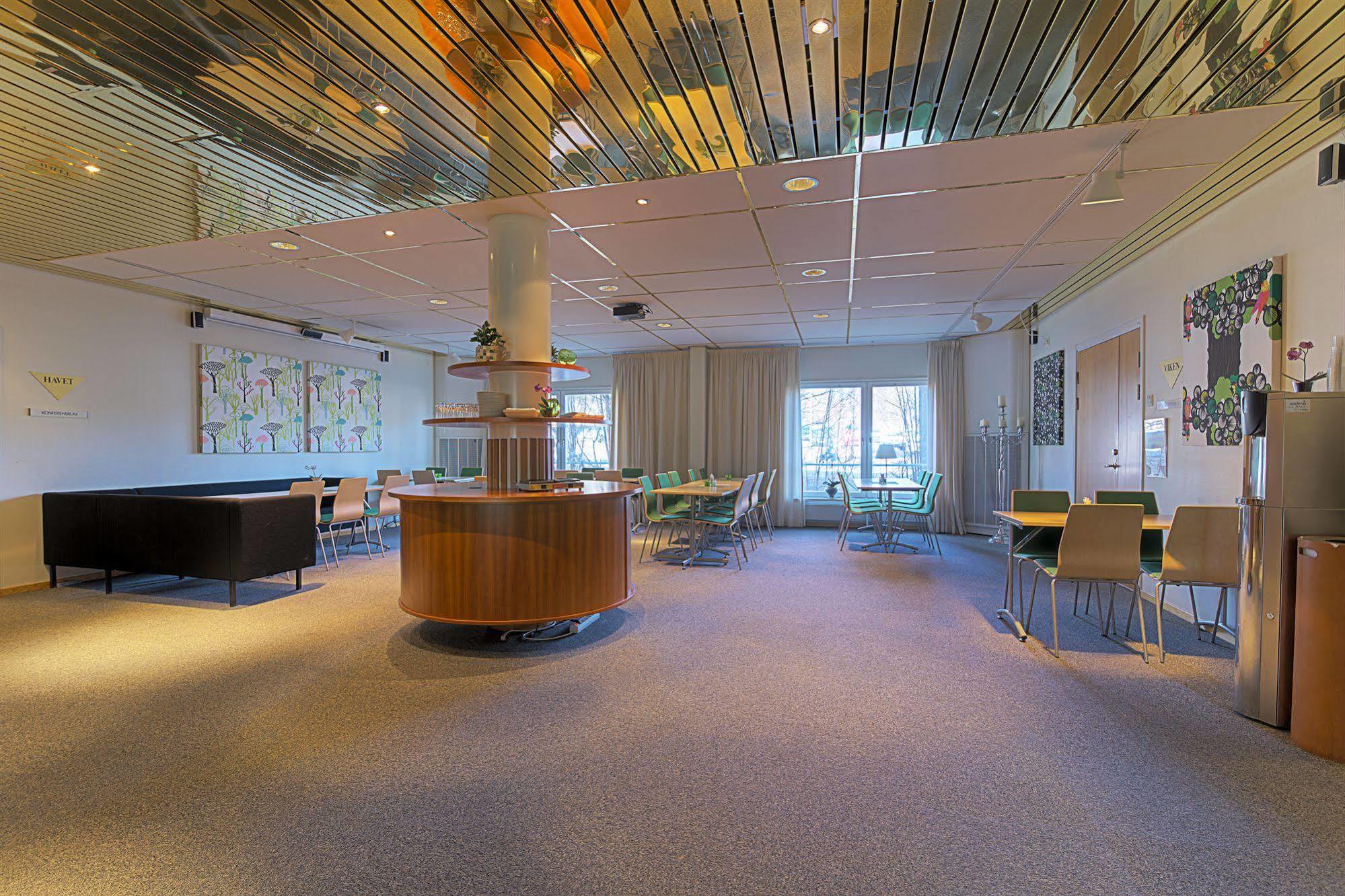 Hotell Bjoerken อูเมโอ ภายนอก รูปภาพ
