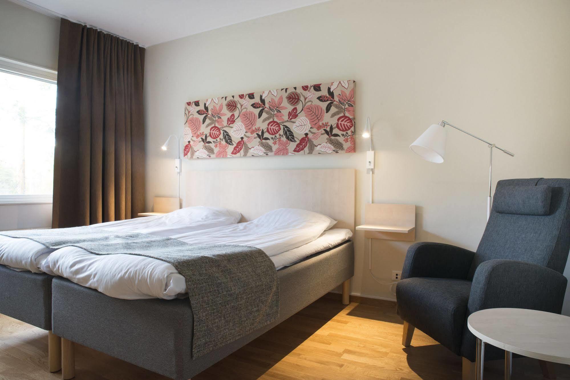 Hotell Bjoerken อูเมโอ ภายนอก รูปภาพ